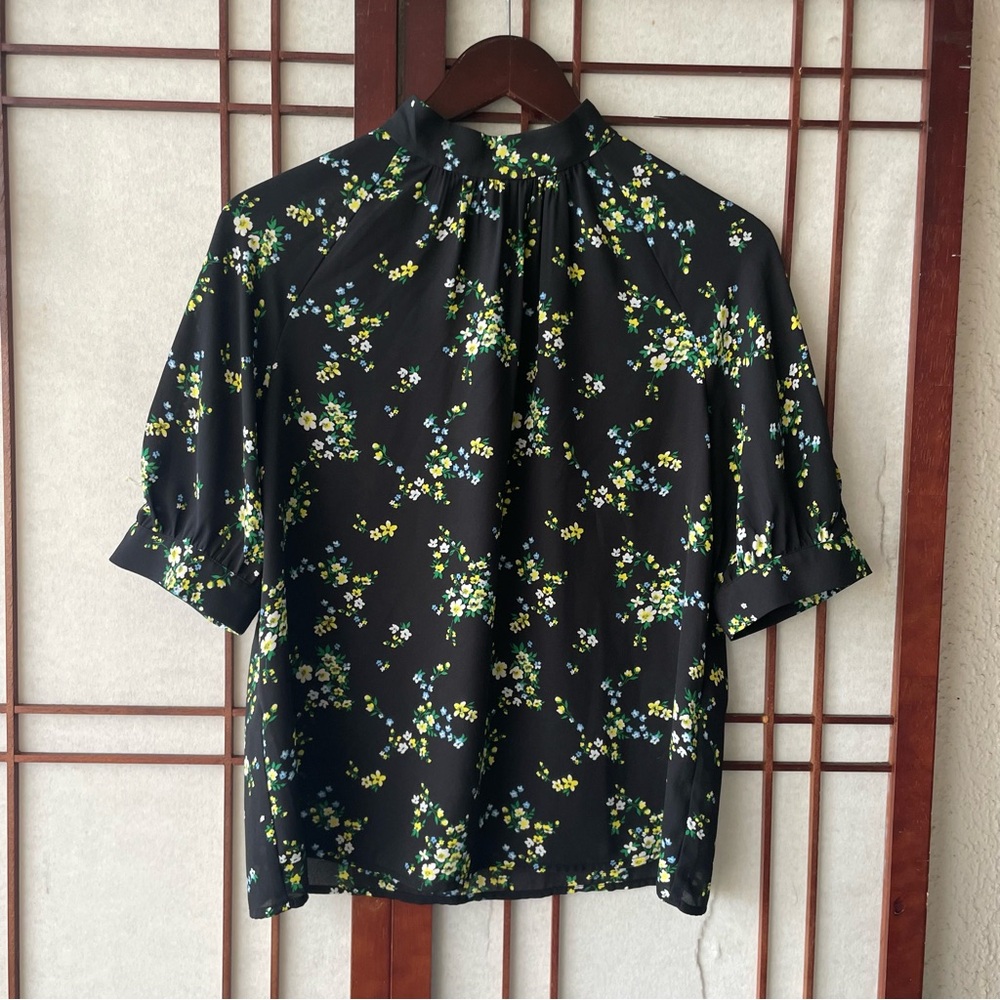 Banana Republic International exclusive Black Blouse 🖤 80%+ OFF MOVING SALE